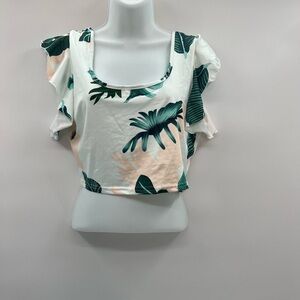 🌺 3/$15 Tropical Leaf Print Women's Crop Top - Size L (NWOT)